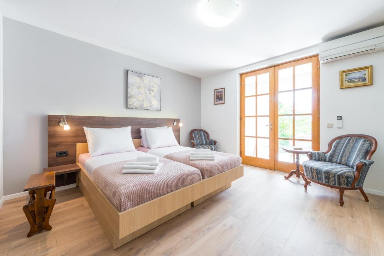 Sunshine Place Apartments Дубровник Екстериор снимка