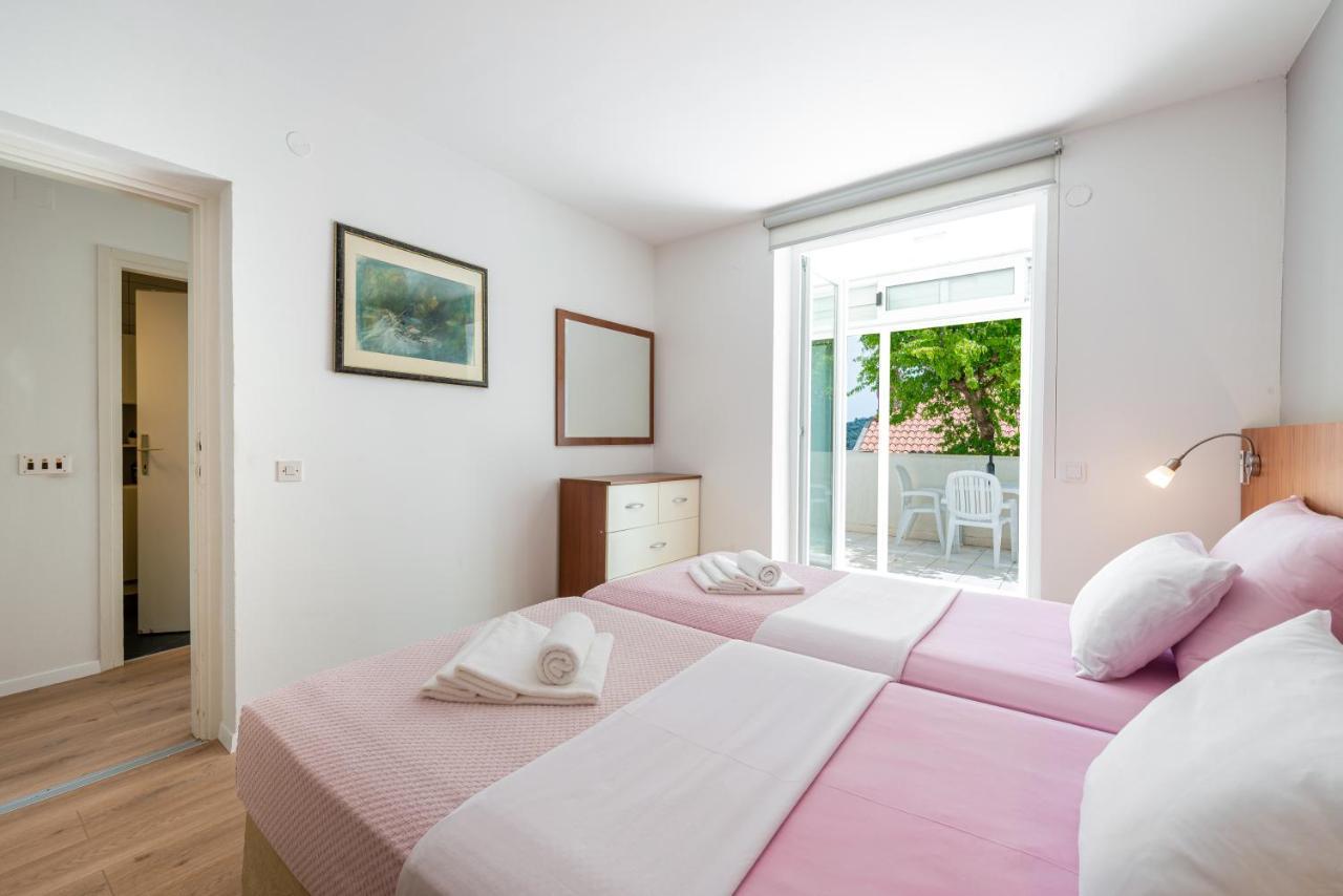 Sunshine Place Apartments Дубровник Екстериор снимка